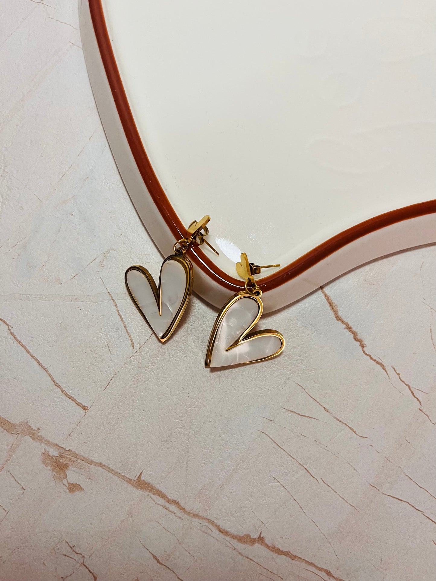 Elegant White Gold Heart Stud Earrings – Stainless Steel, Anti-Tarnish